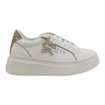 Gaelle Sneakers Donna in Pelle Bianca con Charm Logato