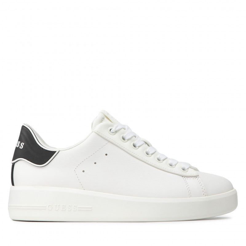 Guess Sneakers bianca con dettaglio a contrasto sul tallone