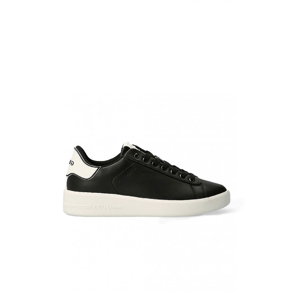 Guess Sneakers nera con dettaglio a contrasto sul tallone