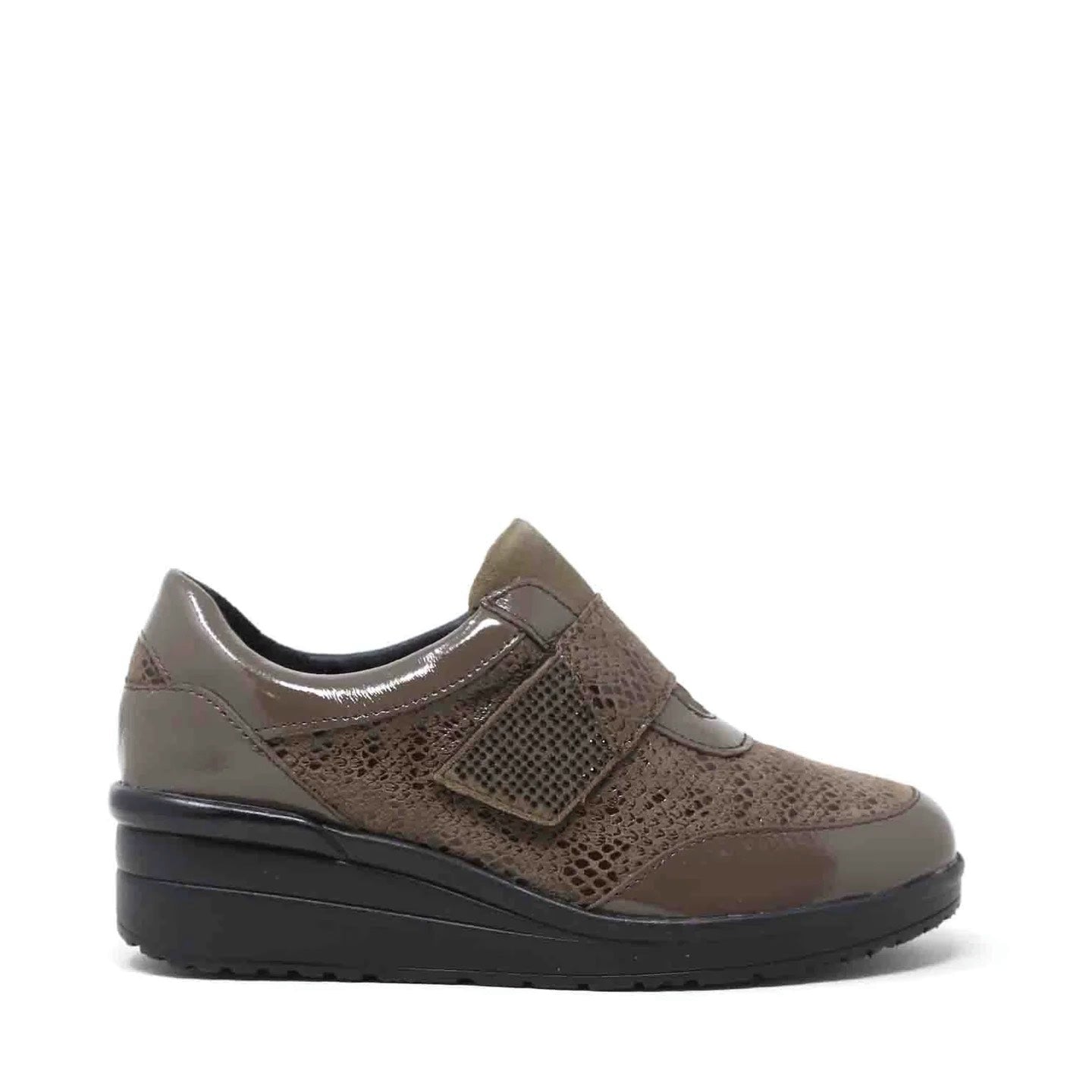 Susimoda Scarpa con Strappo Taupe con Zeppa