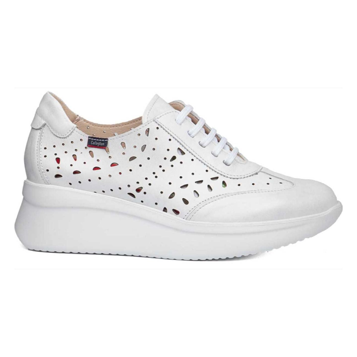 Callaghan Sneakers bianca con zeppa in pelle traforata