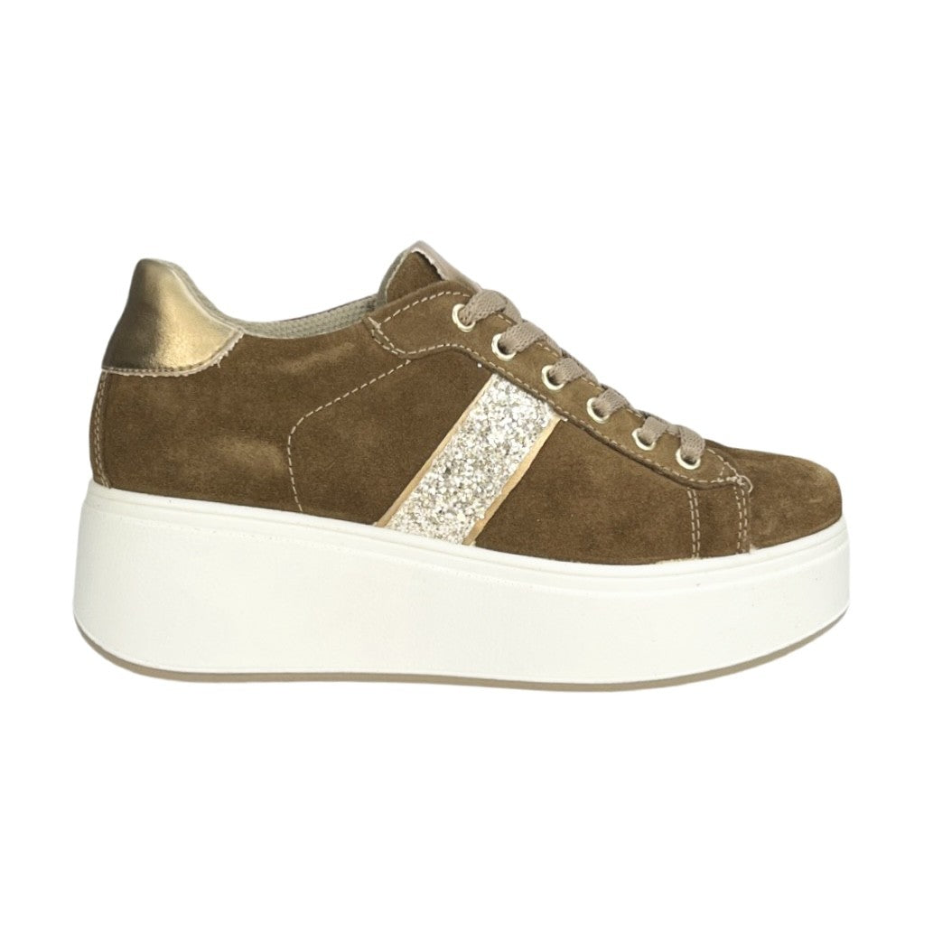 Igi&Co Sneakers cognac platform in camoscio