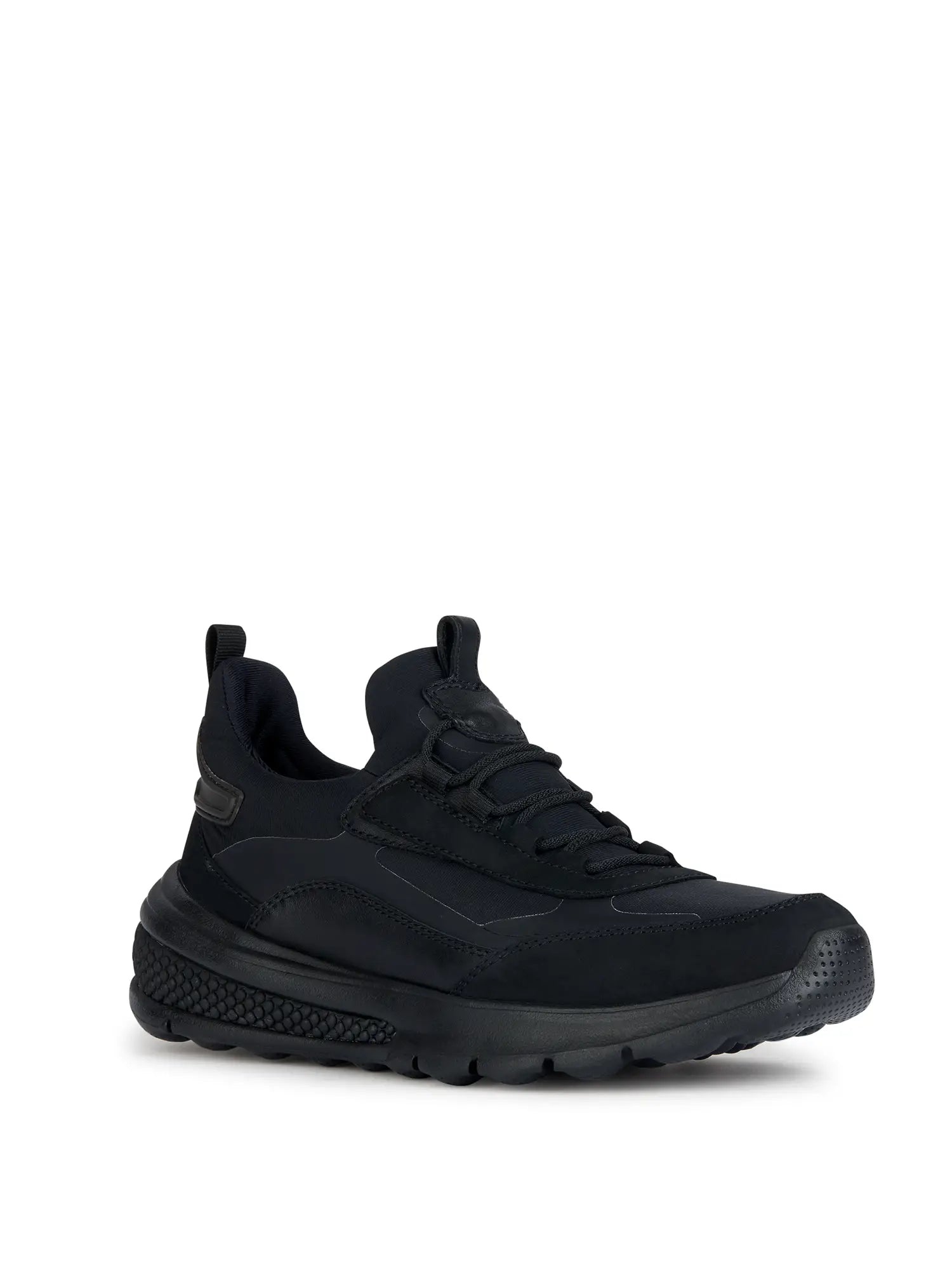 Geox Sneakers nera con inserti in pelle e tessuto