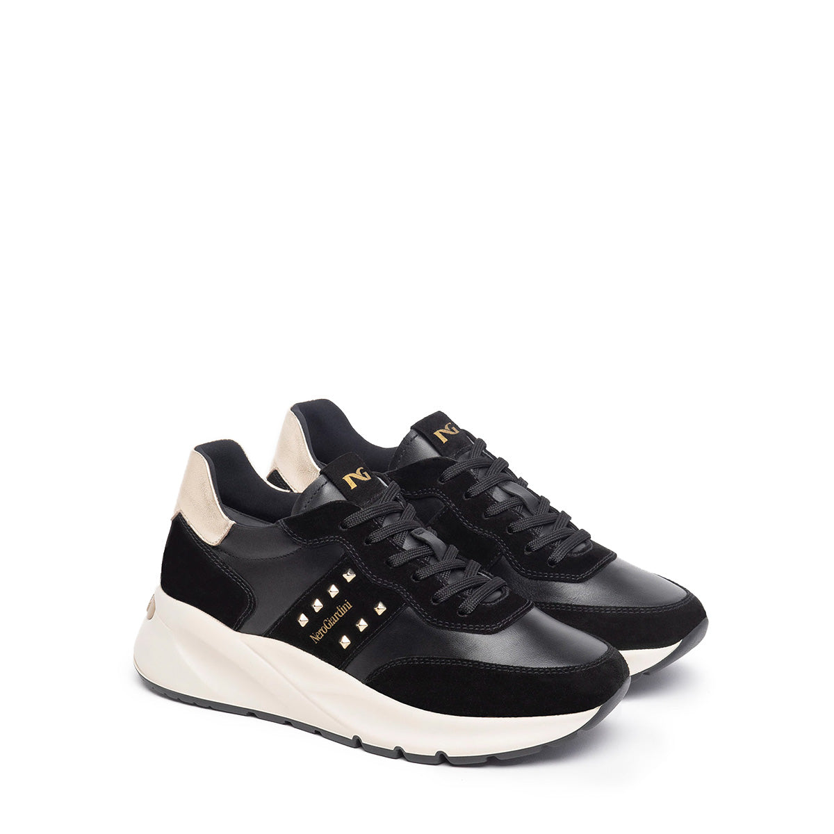 Nero Giardini sneakers nera pelle camoscio borchie