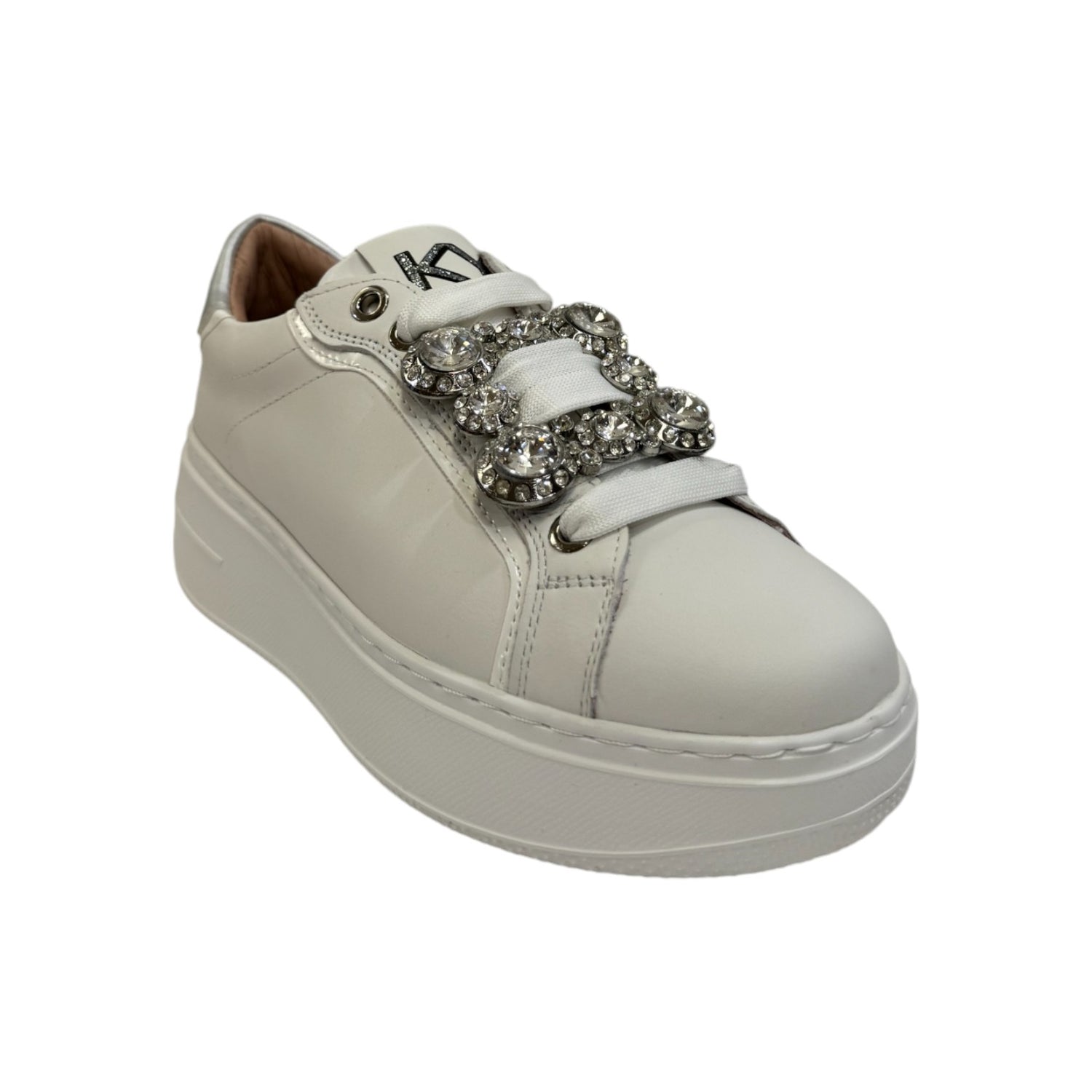 Keys Sneakers Bianca con Accessorio Argento da Donna