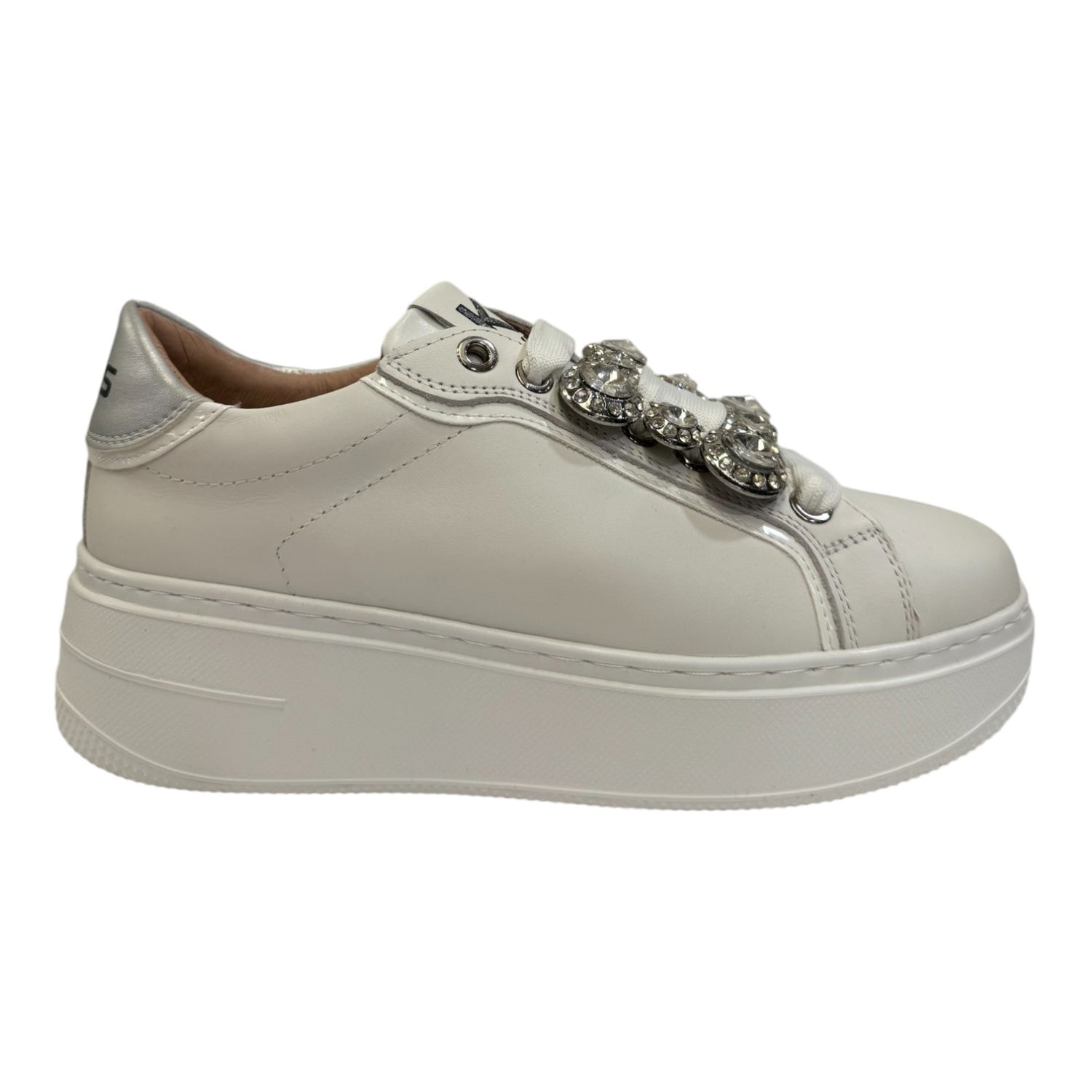 Keys Sneakers Bianca con Accessorio Argento da Donna