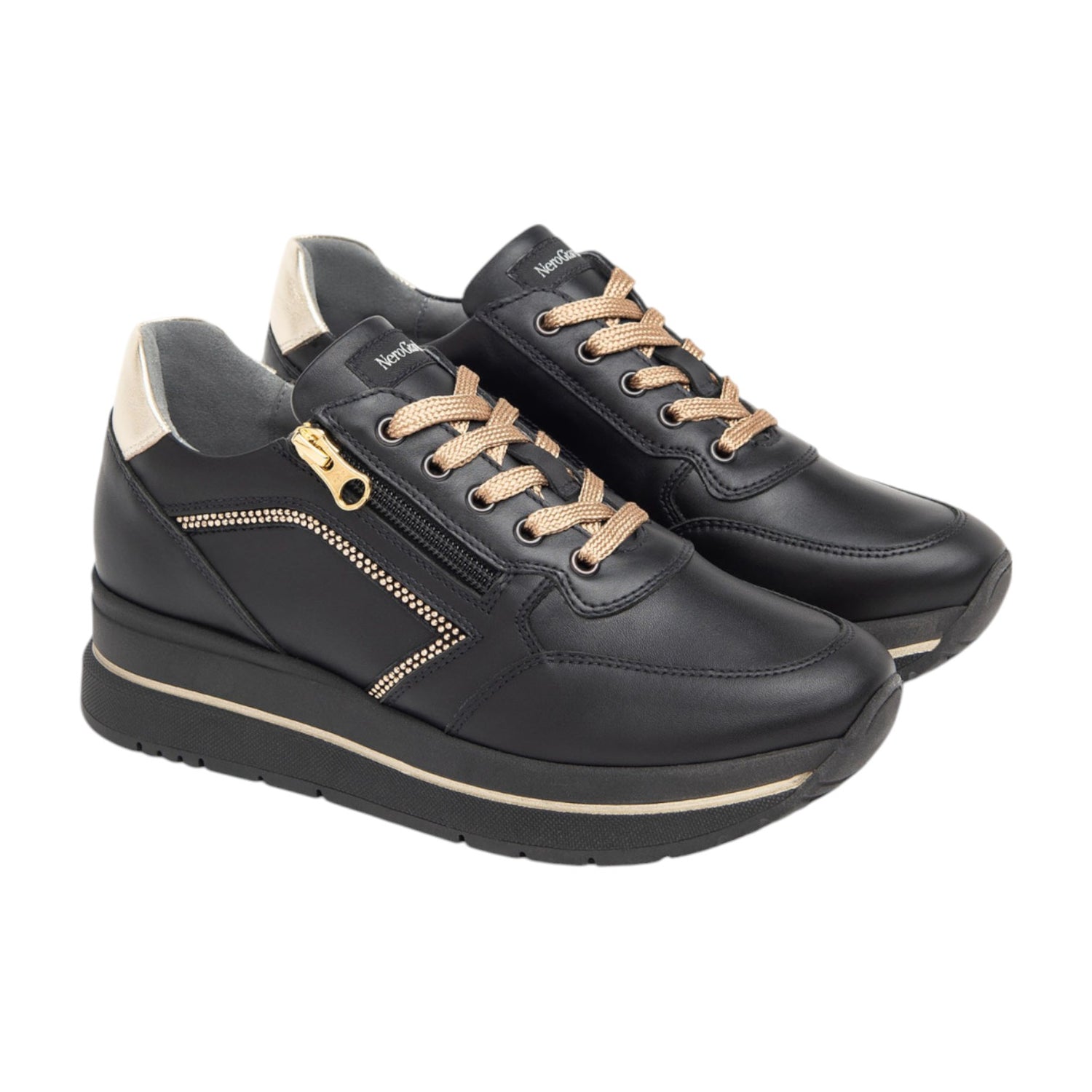 Nero Giardini Sneakers Nera con Dettaglio Platino da Donna