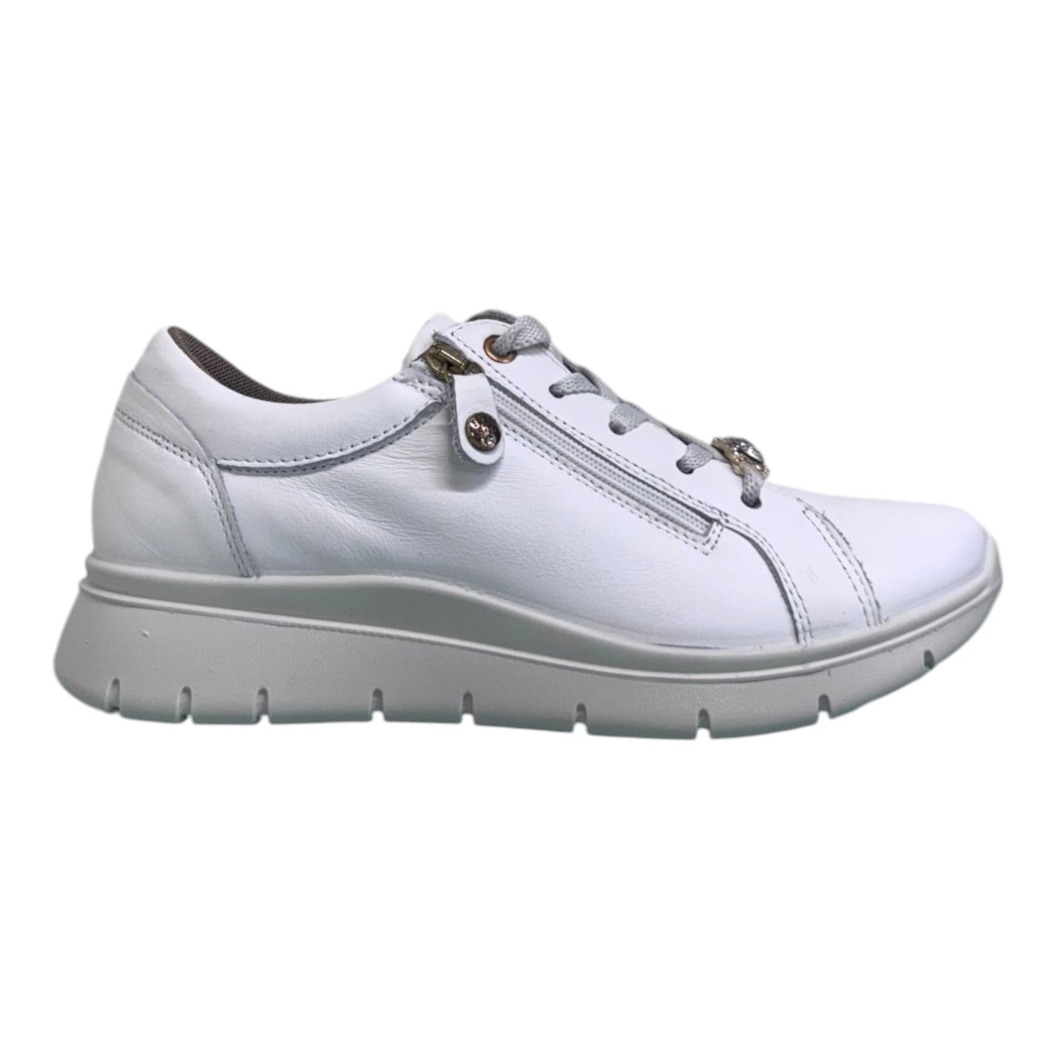 Enval Soft Sneakers Bianca in Pelle con Accessorio Gioiello da Donna