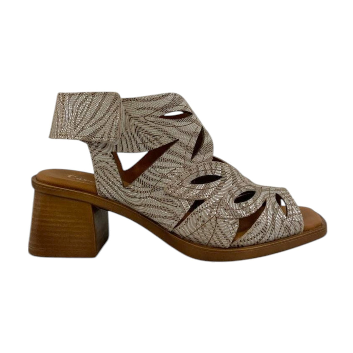 Cayetano Giménez Sandalo Donna in Pelle Traforata Taupe con Tacco Basso di 5,5cm
