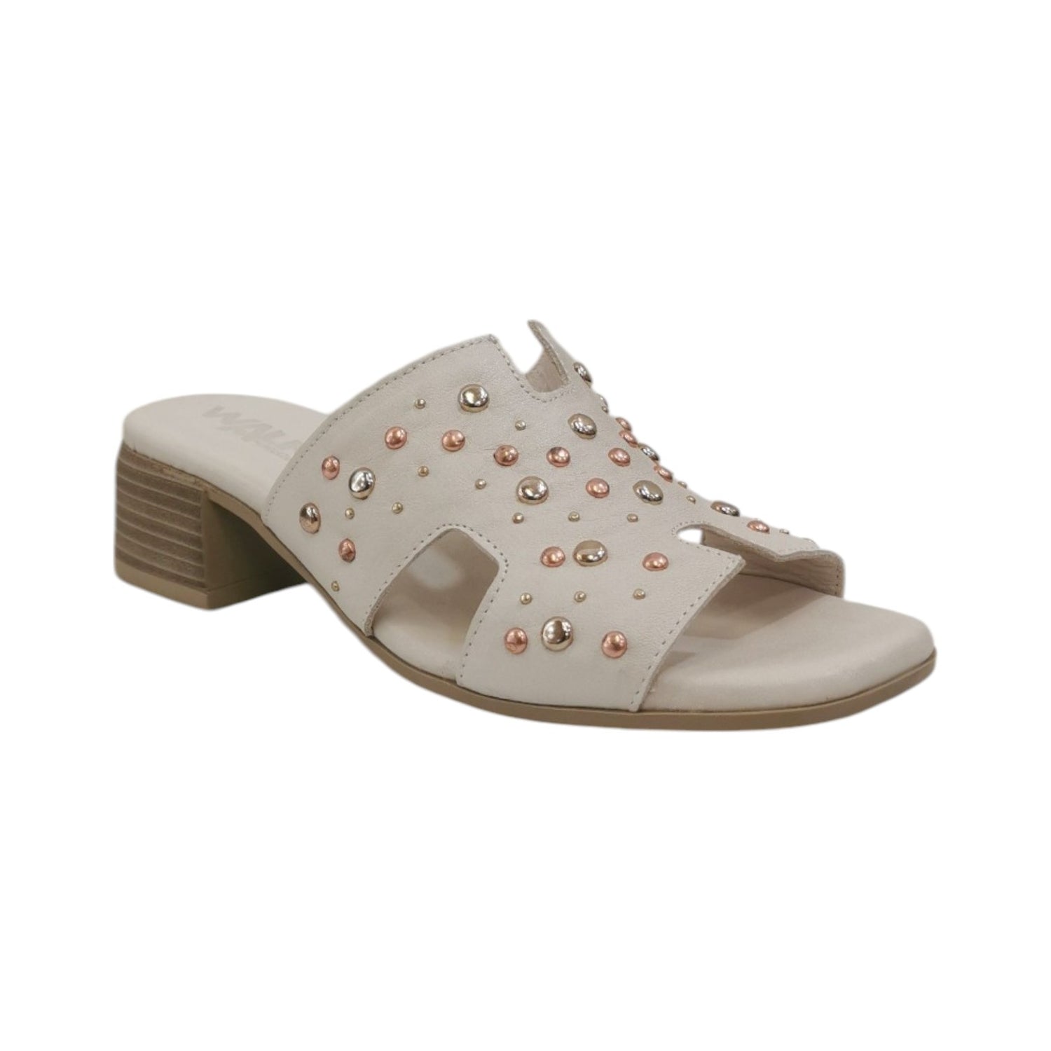 Melluso Scalzato Donna in Pelle Crema con Borchie e Tacco Basso 45mm