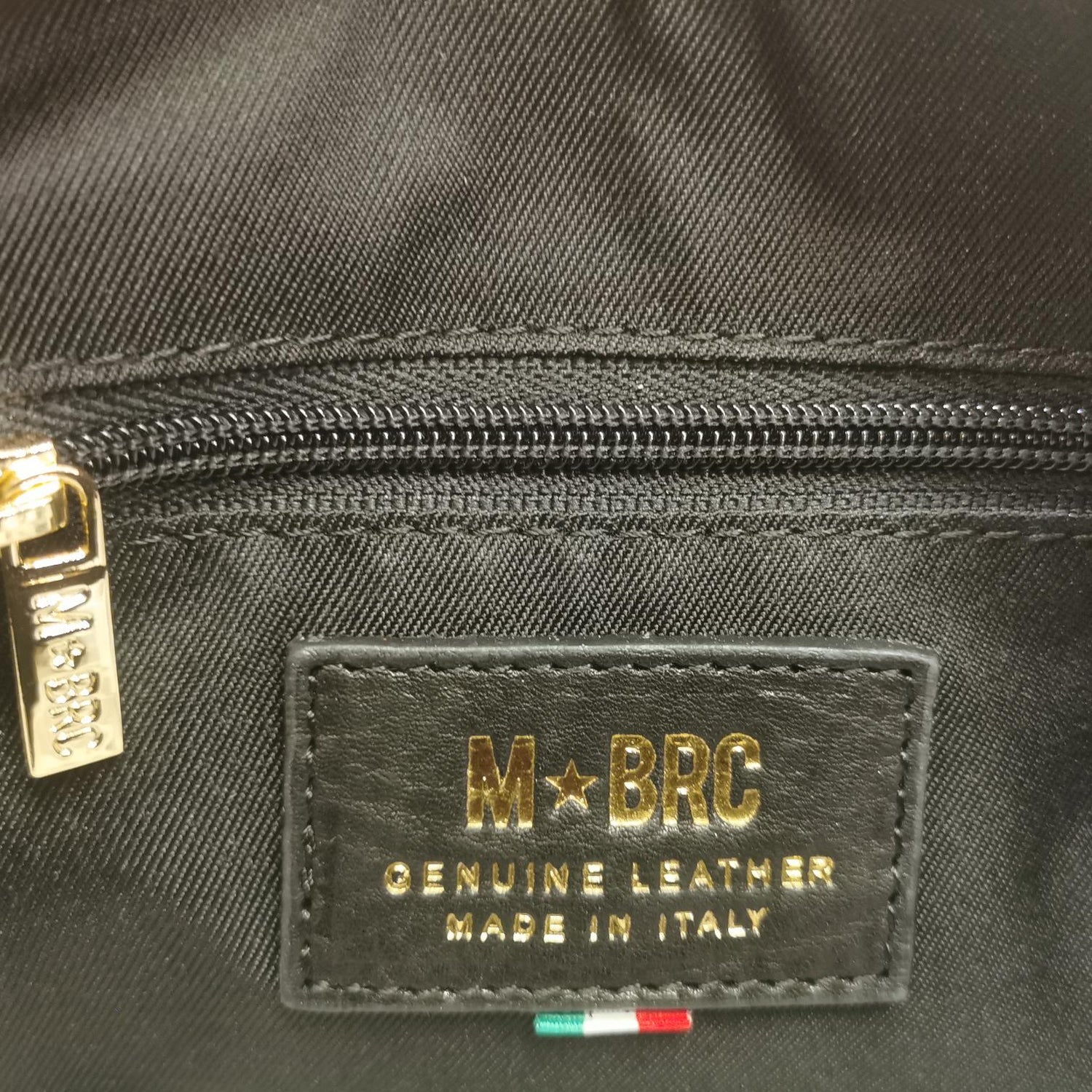 M Brc Borsa a Spalla Donna Linea Voyager in Pelle Nera con Tasconi e Tracolla