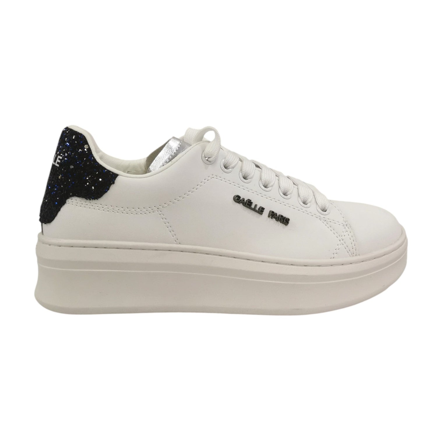 Gaelle Sneakers Donna in Pelle bianca con Talloncino con Strass Neri