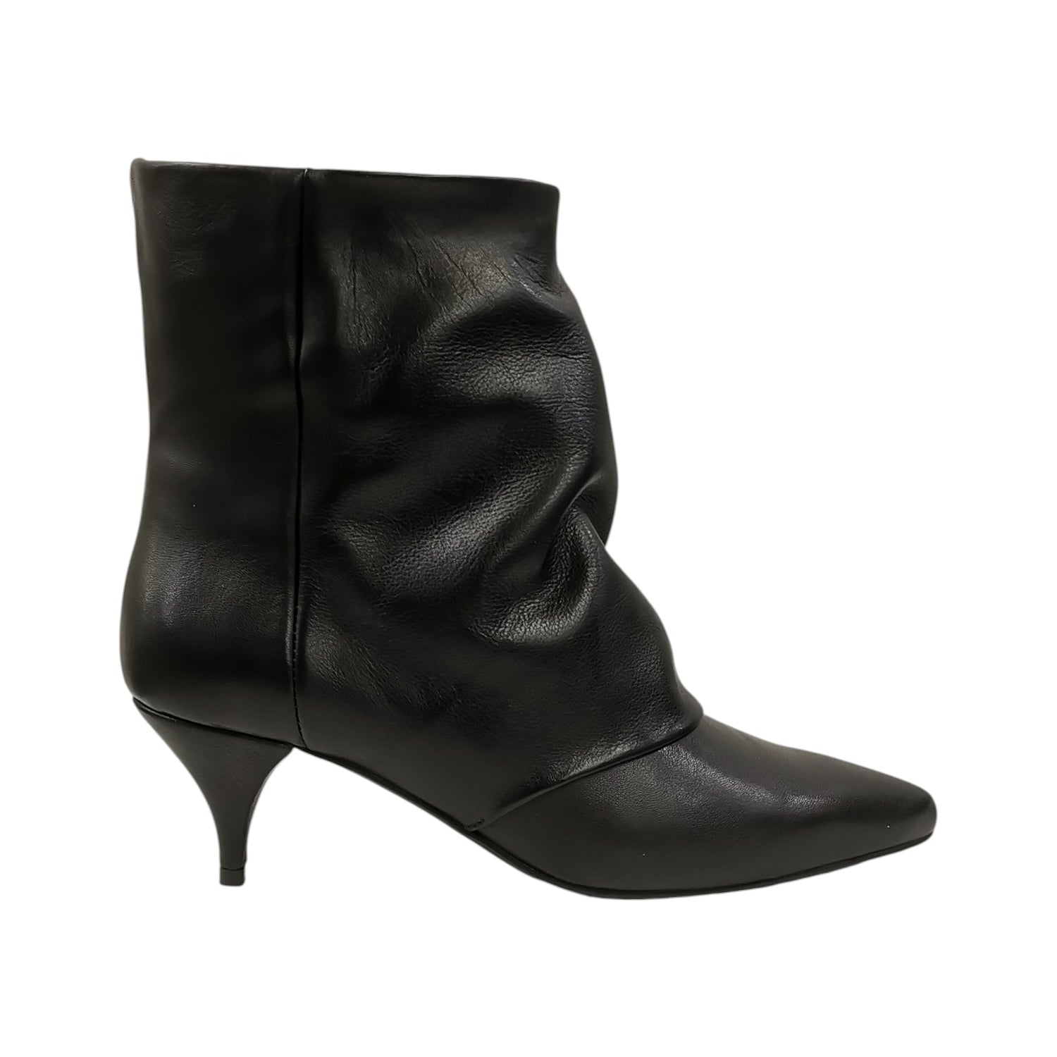 The Icona Stivaletto Donna in Pelle Nera con Risvolto e Tacco Sottile Alto 50mm
