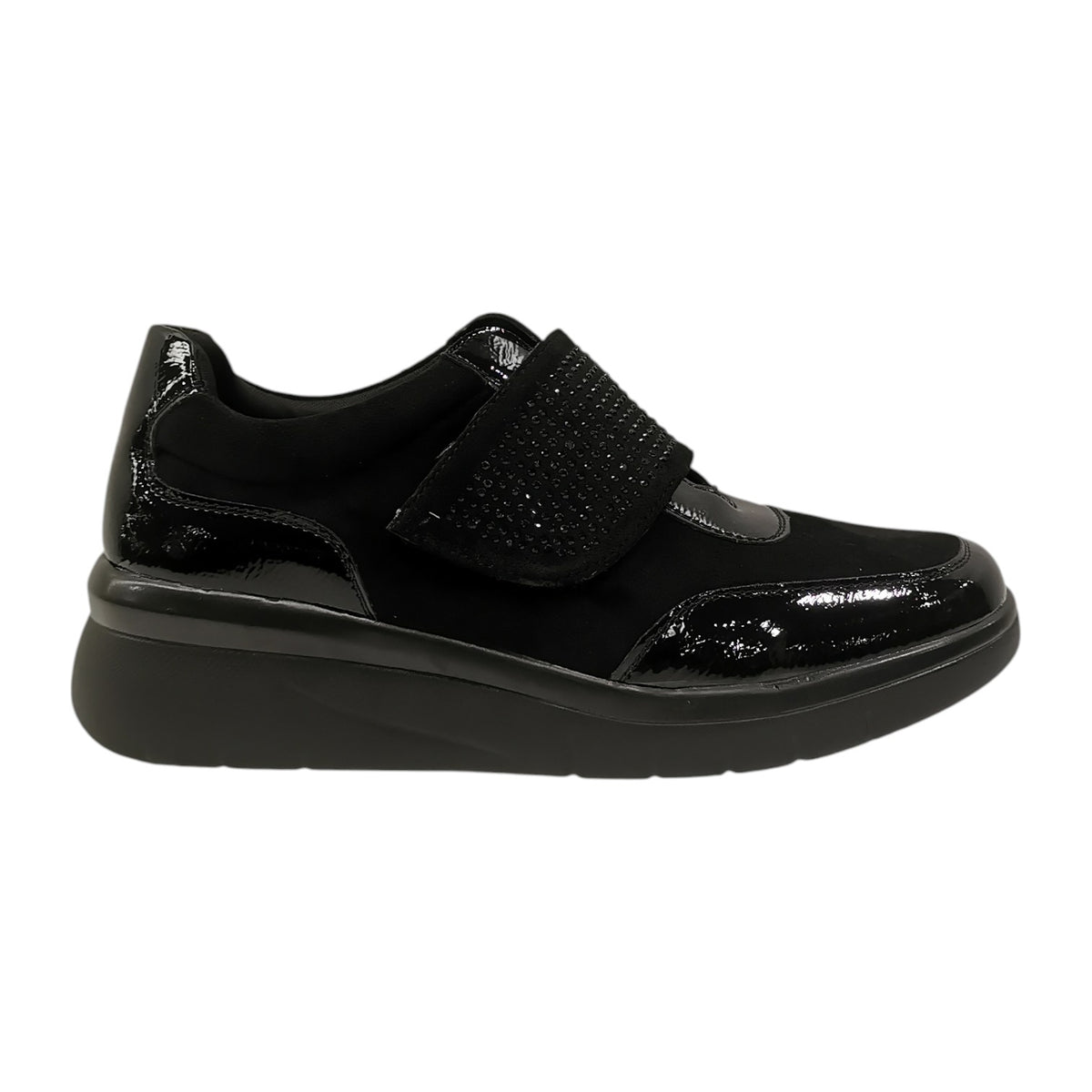 Susimoda Scarpa Donna in Camoscio Sintetico e Vernice Nera con Strappo e Strass