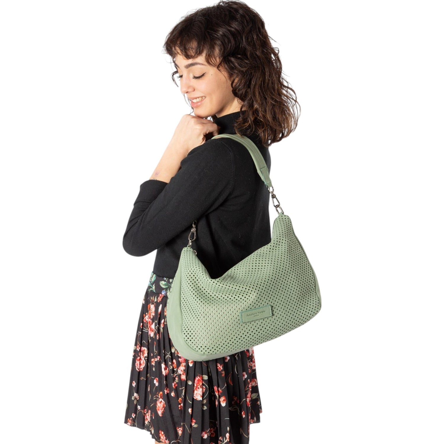 Pelletteria Veneta Borsa a Spalla Donna Traforata Grande Salvia