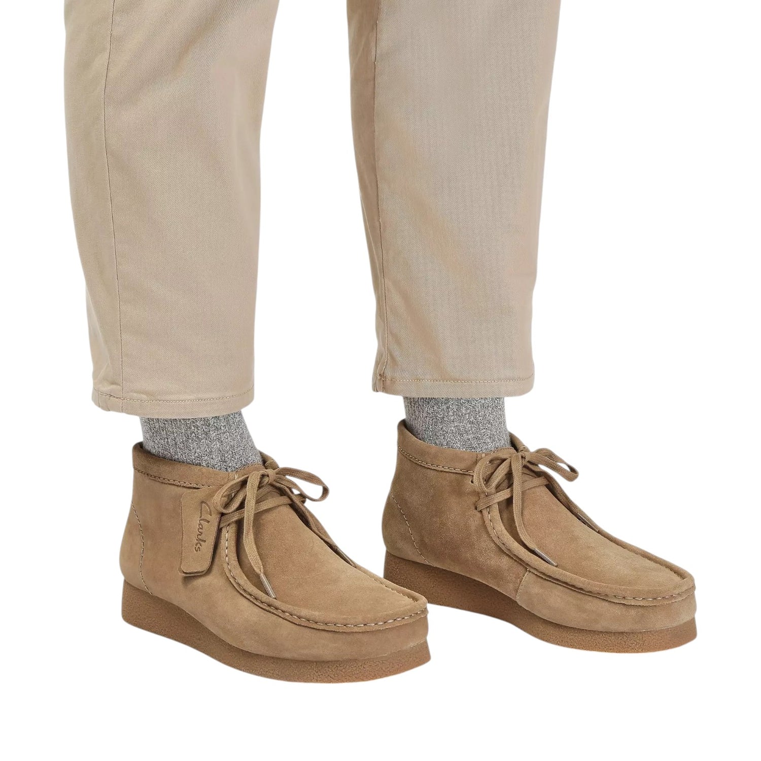 Clarks WallabeeEvo Bt Allacciato Uomo in Camoscio Sabbia