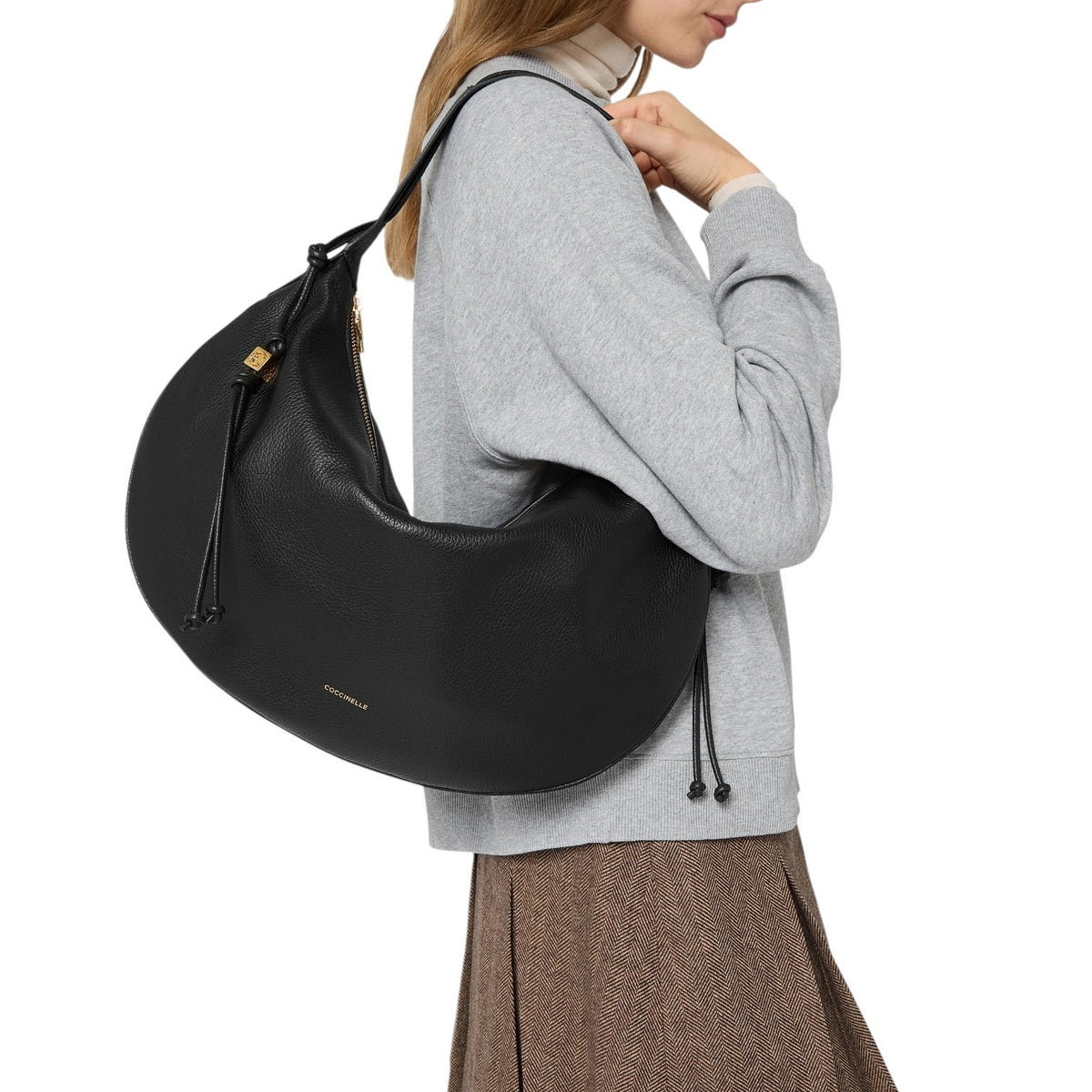Coccinelle Borsa a Spalla Donna Grande Thess in Pelle Nera