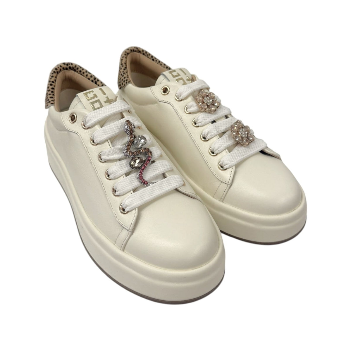 Gio+ Sneakers Donna Platform Latte in Pelle con Serpente Gioiello